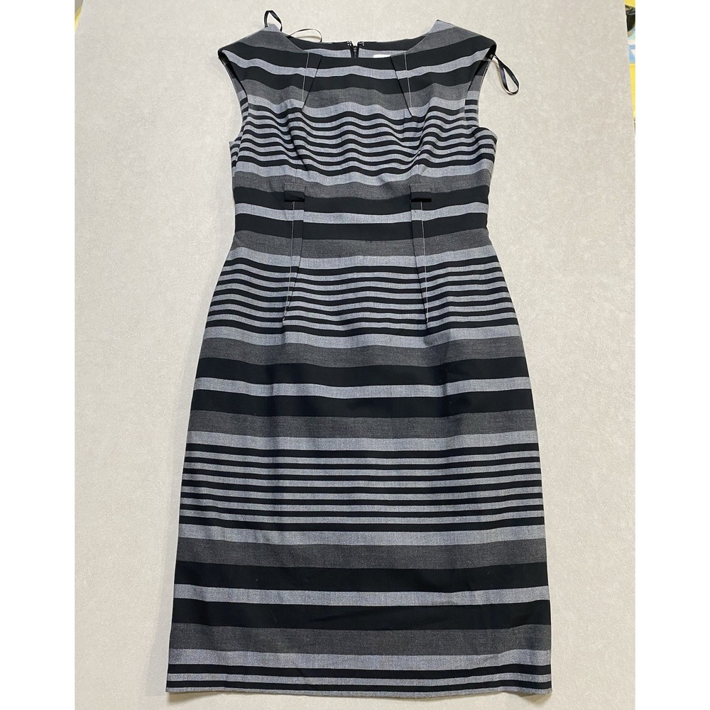 Beautiful Calvin Klein Women's 6 Black/Gray Striped Sheath Boat Neck Knee Dress